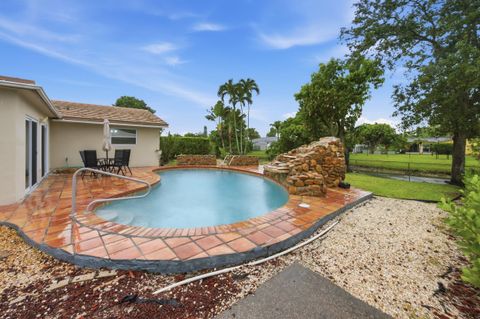 Tiny photo for 8386 Shadow Wood Boulevard, Coral Springs, FL 33071 (MLS # B26036754)