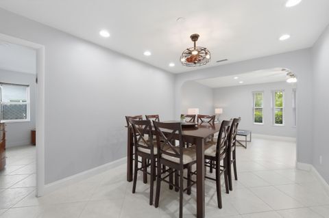 Tiny photo for 8386 Shadow Wood Boulevard, Coral Springs, FL 33071 (MLS # B26036754)