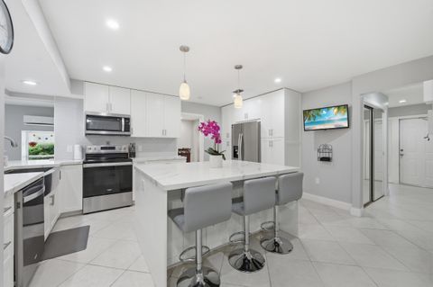 Tiny photo for 8386 Shadow Wood Boulevard, Coral Springs, FL 33071 (MLS # B26036754)