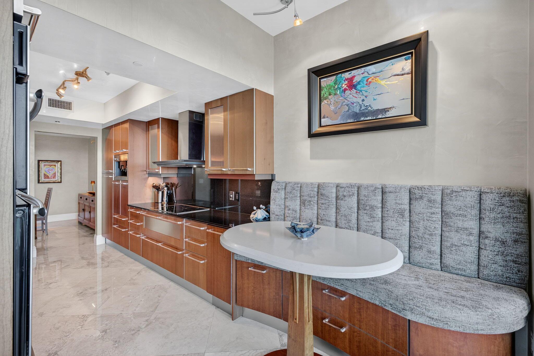 AQUAZUL CONDO - Residential Lease