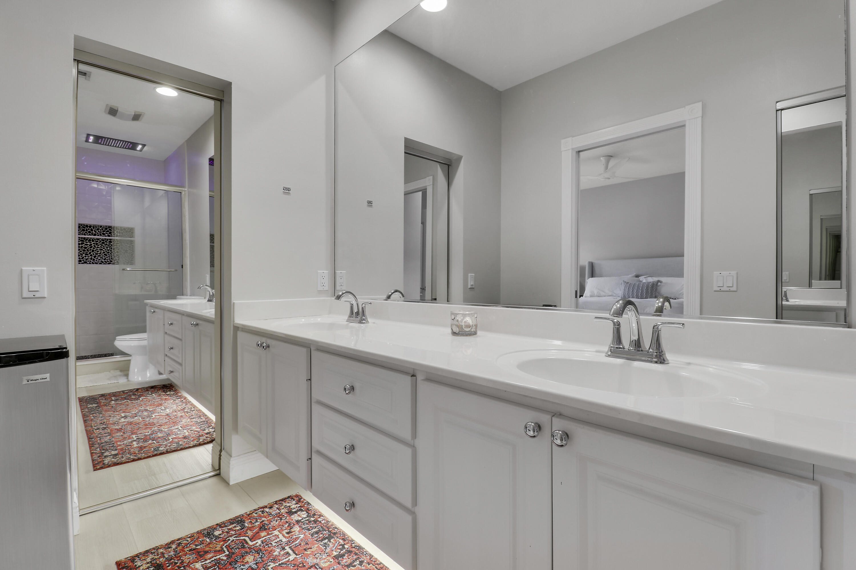 TEQUESTA OAKS - Residential