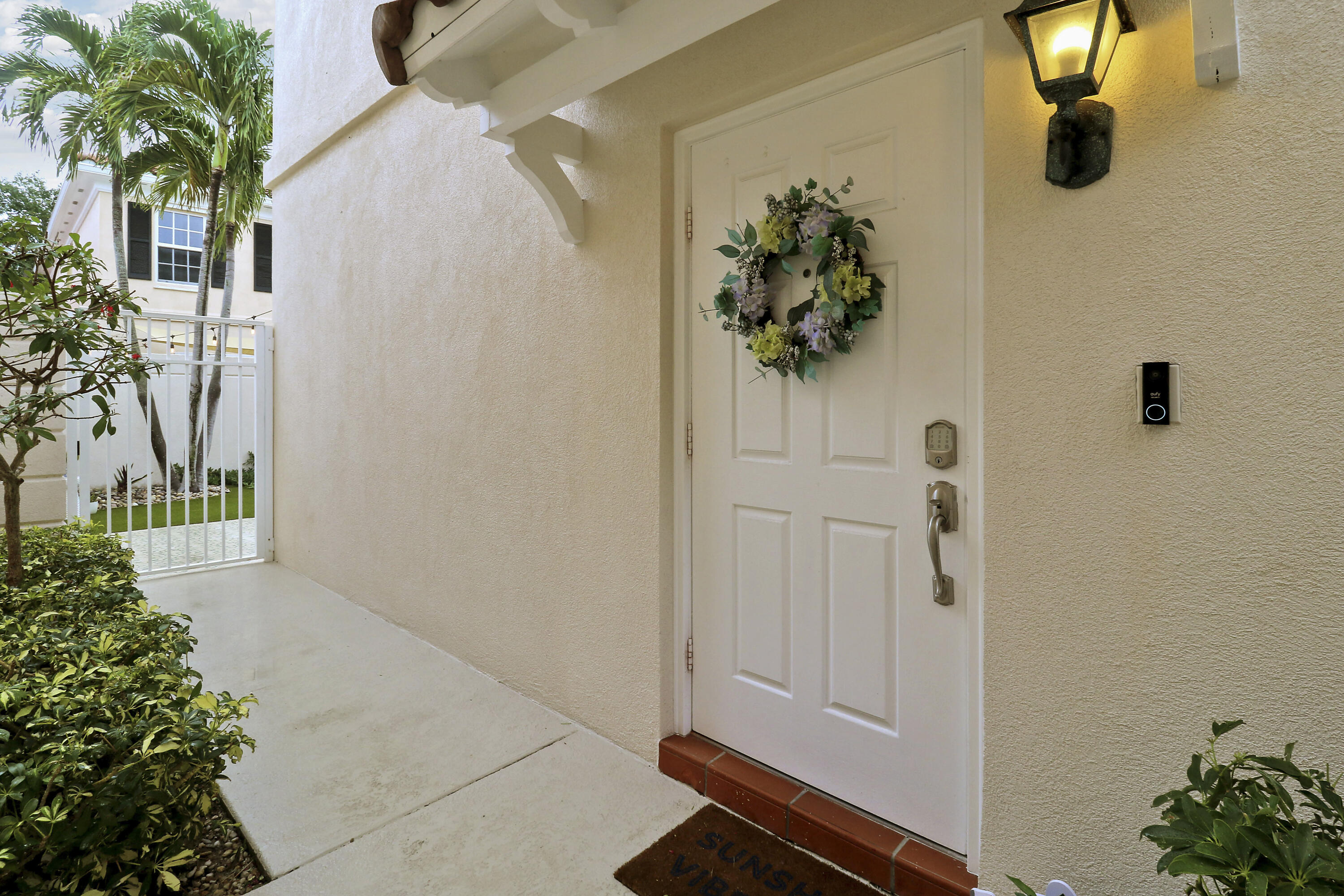 TEQUESTA OAKS - Residential