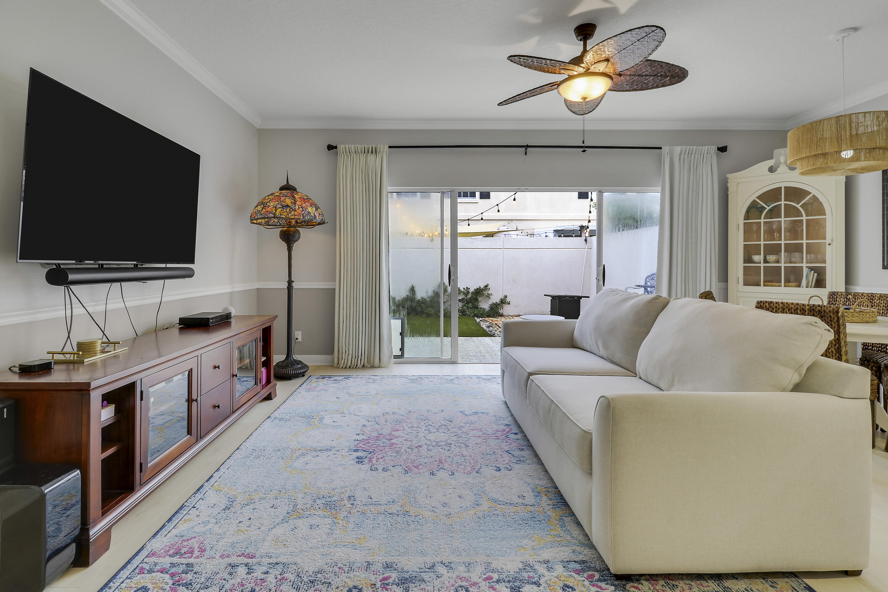 TEQUESTA OAKS - Residential