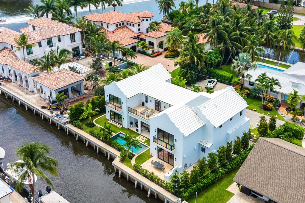 Photo of 819 Bamboo Ln, Delray Beach, FL 33483 (MLS # B26050393)