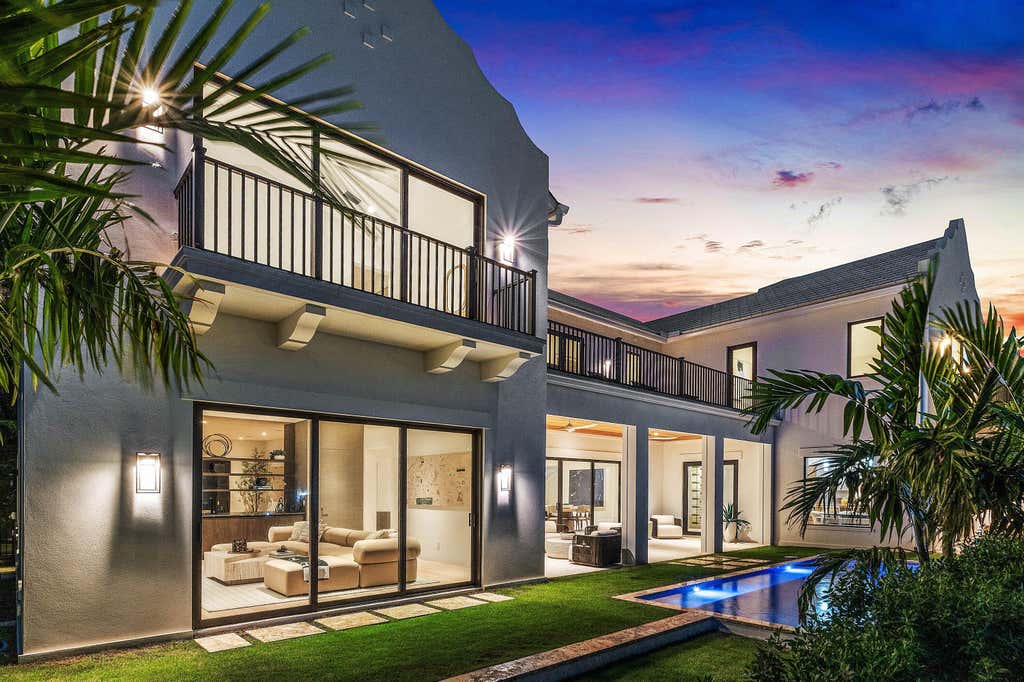 Photo of 819 Bamboo Ln, Delray Beach, FL 33483 (MLS # B26050393)