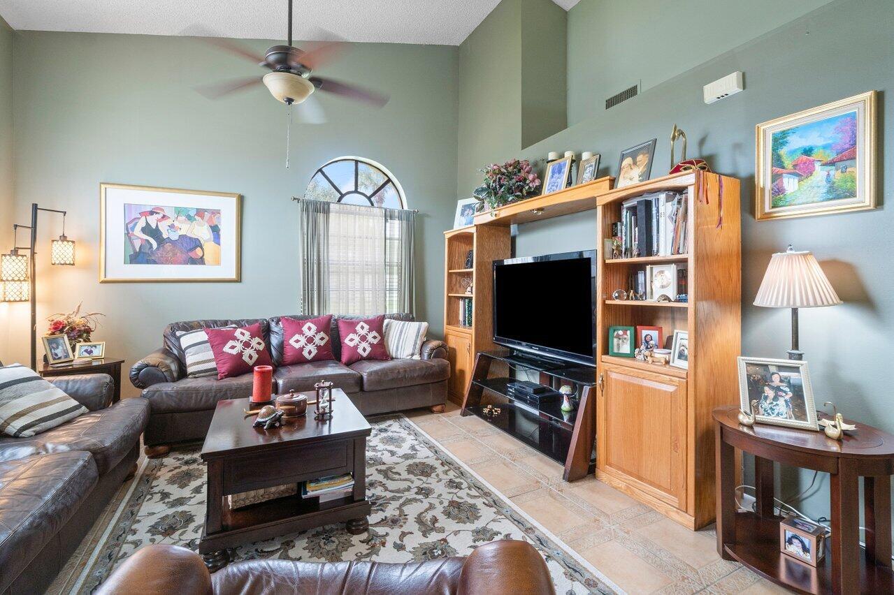 BRIGHTON LAKES - Residential