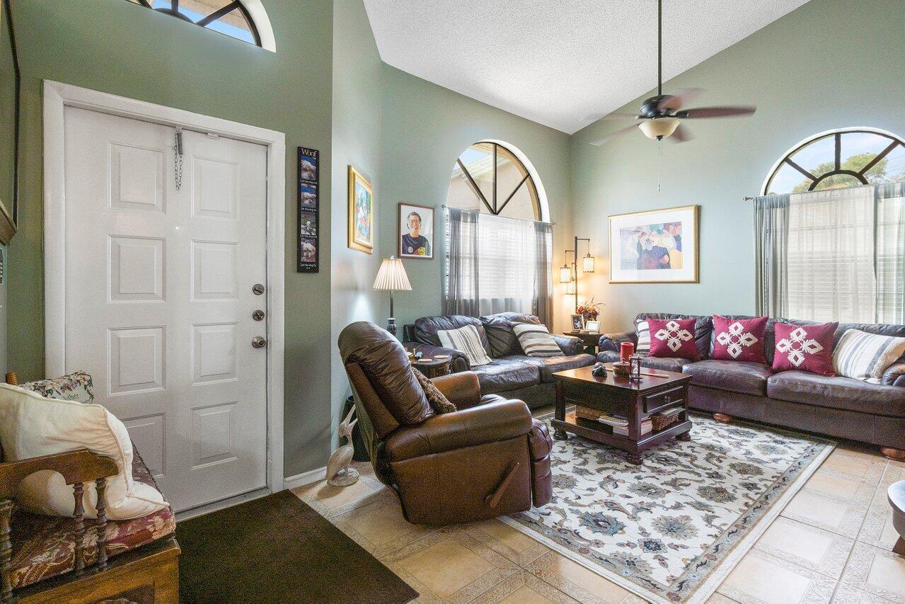 BRIGHTON LAKES - Residential