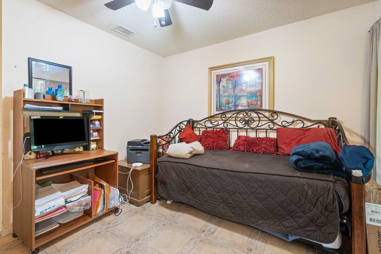 BRIGHTON LAKES - Residential