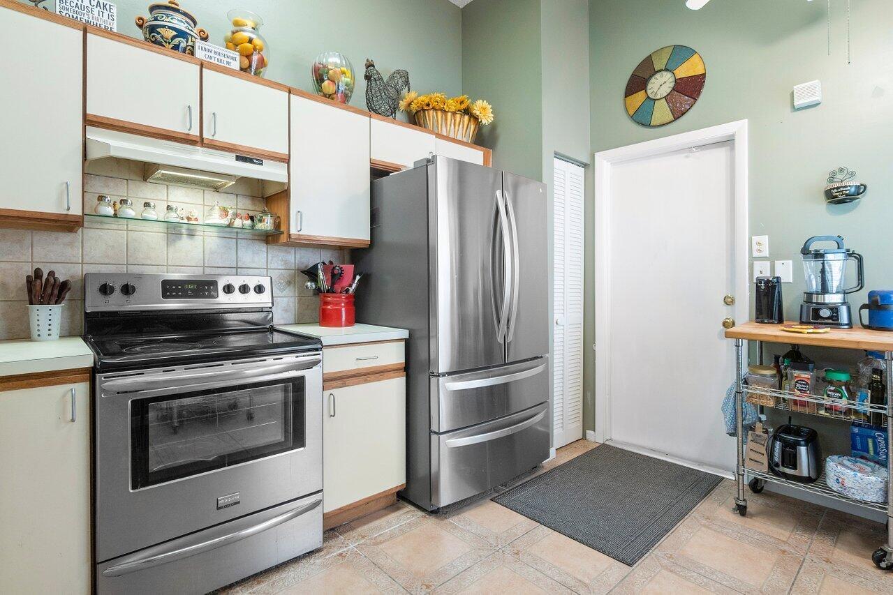 BRIGHTON LAKES - Residential