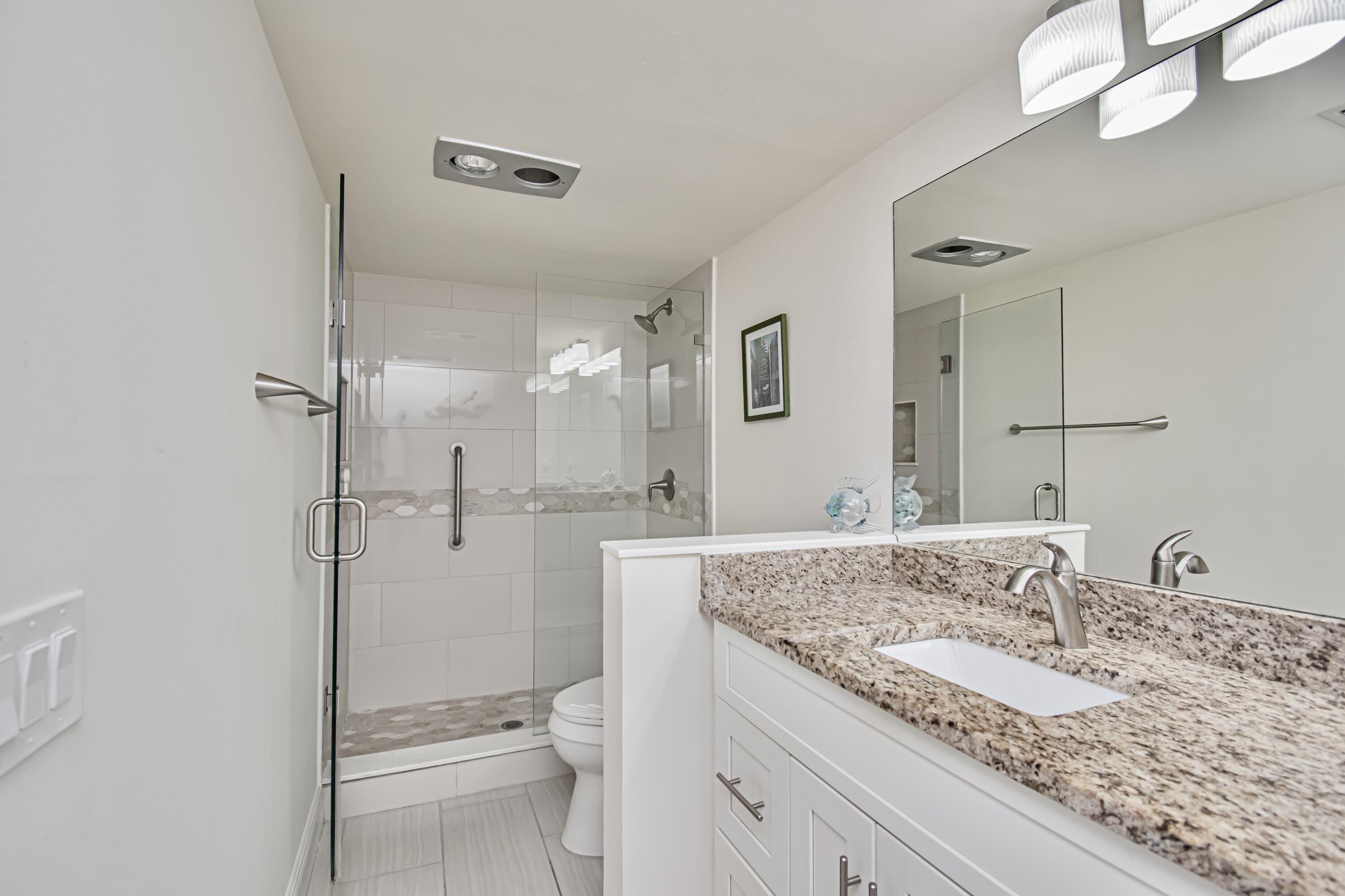 LAKESHORE COLONY I CONDO - Residential