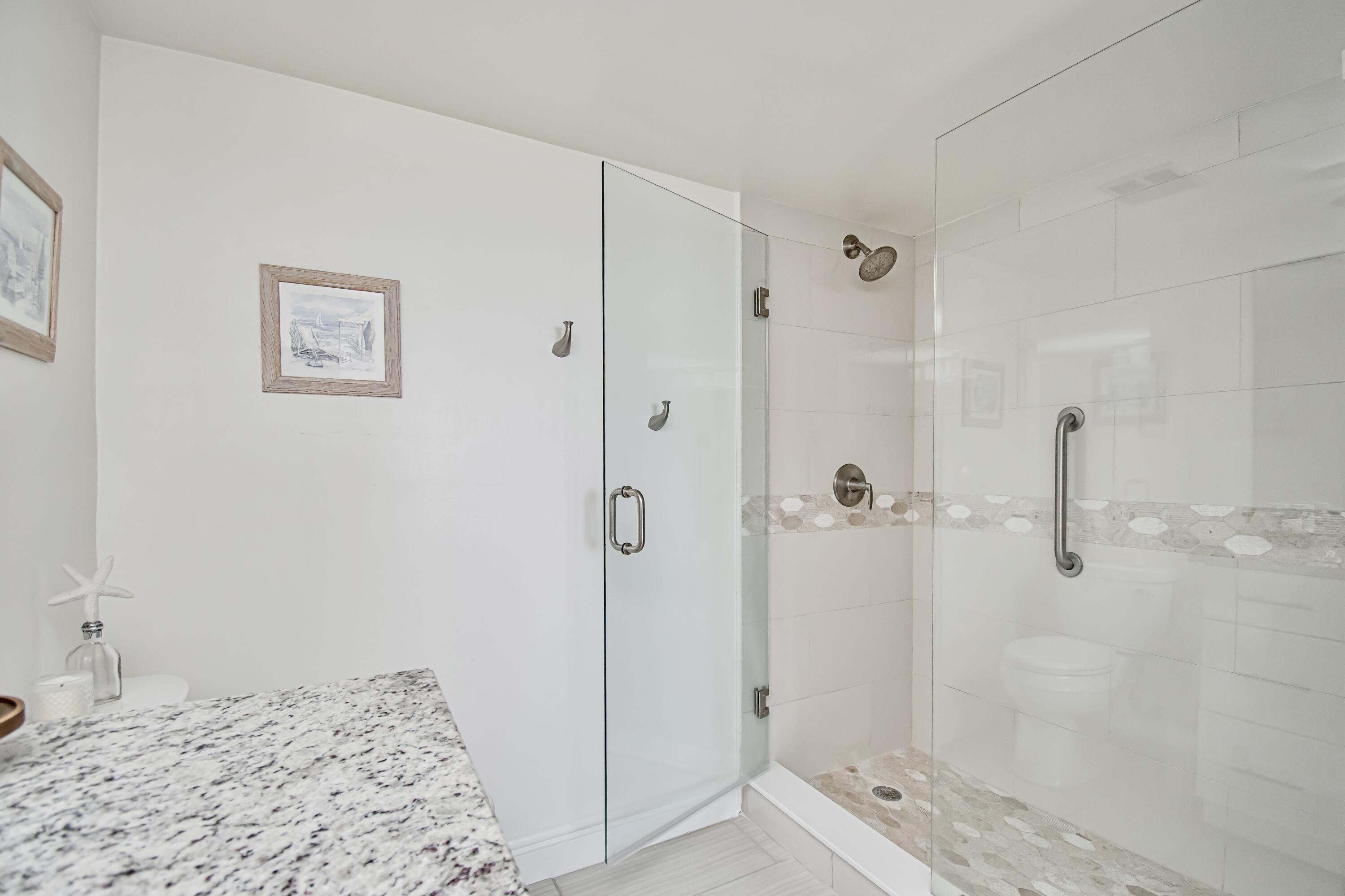 LAKESHORE COLONY I CONDO - Residential