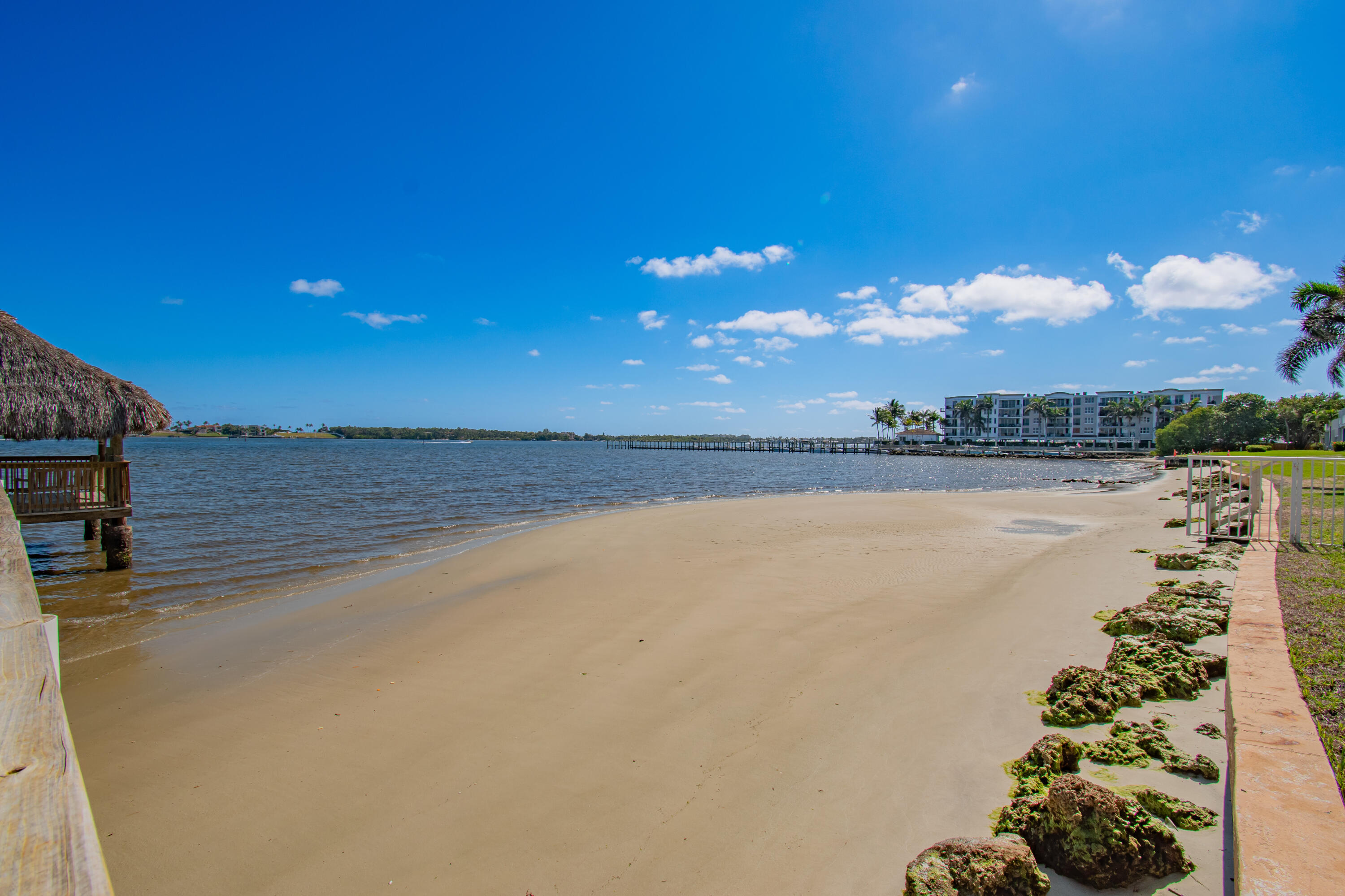 LAKESHORE COLONY I CONDO - Residential