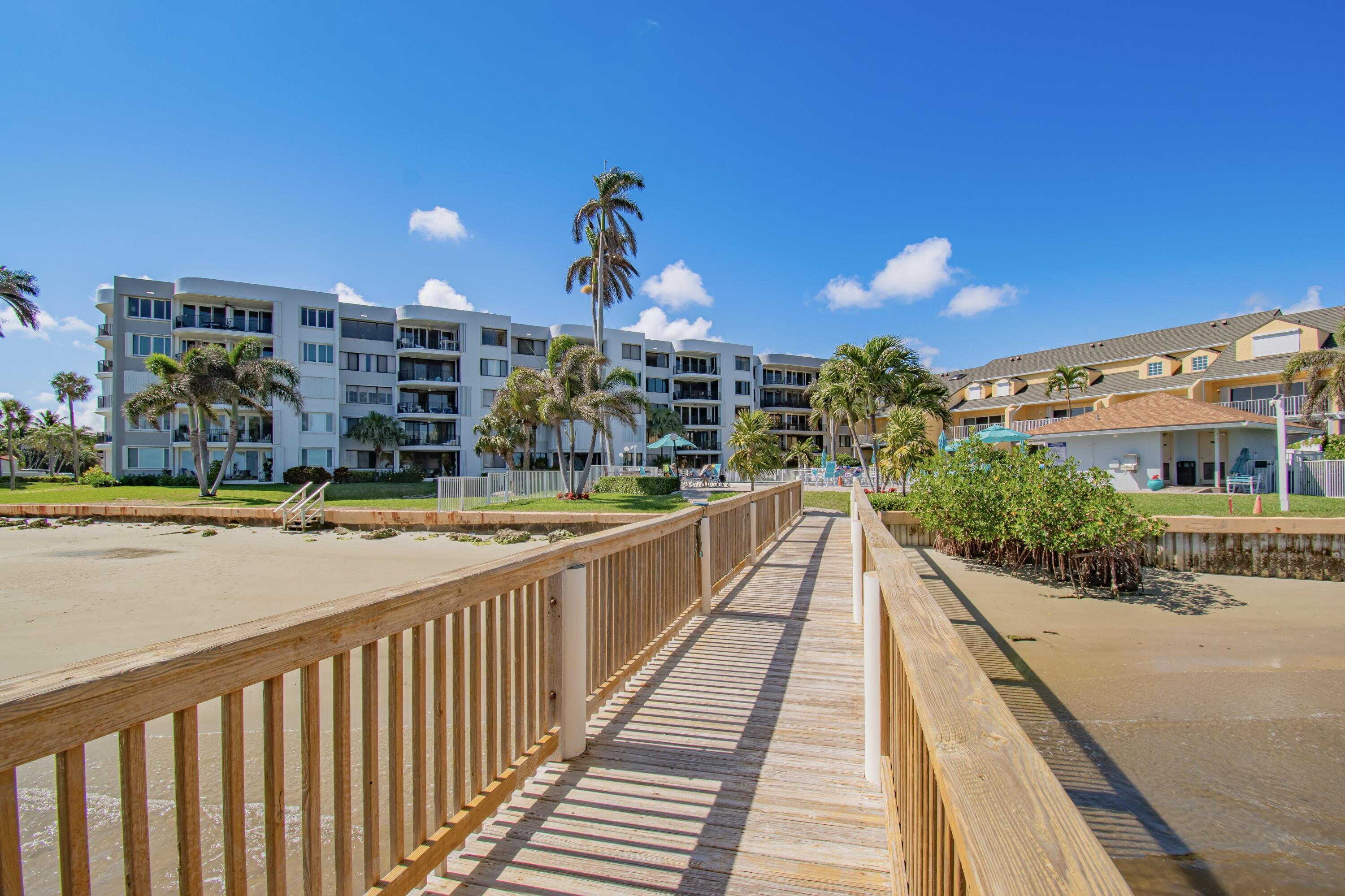 LAKESHORE COLONY I CONDO - Residential