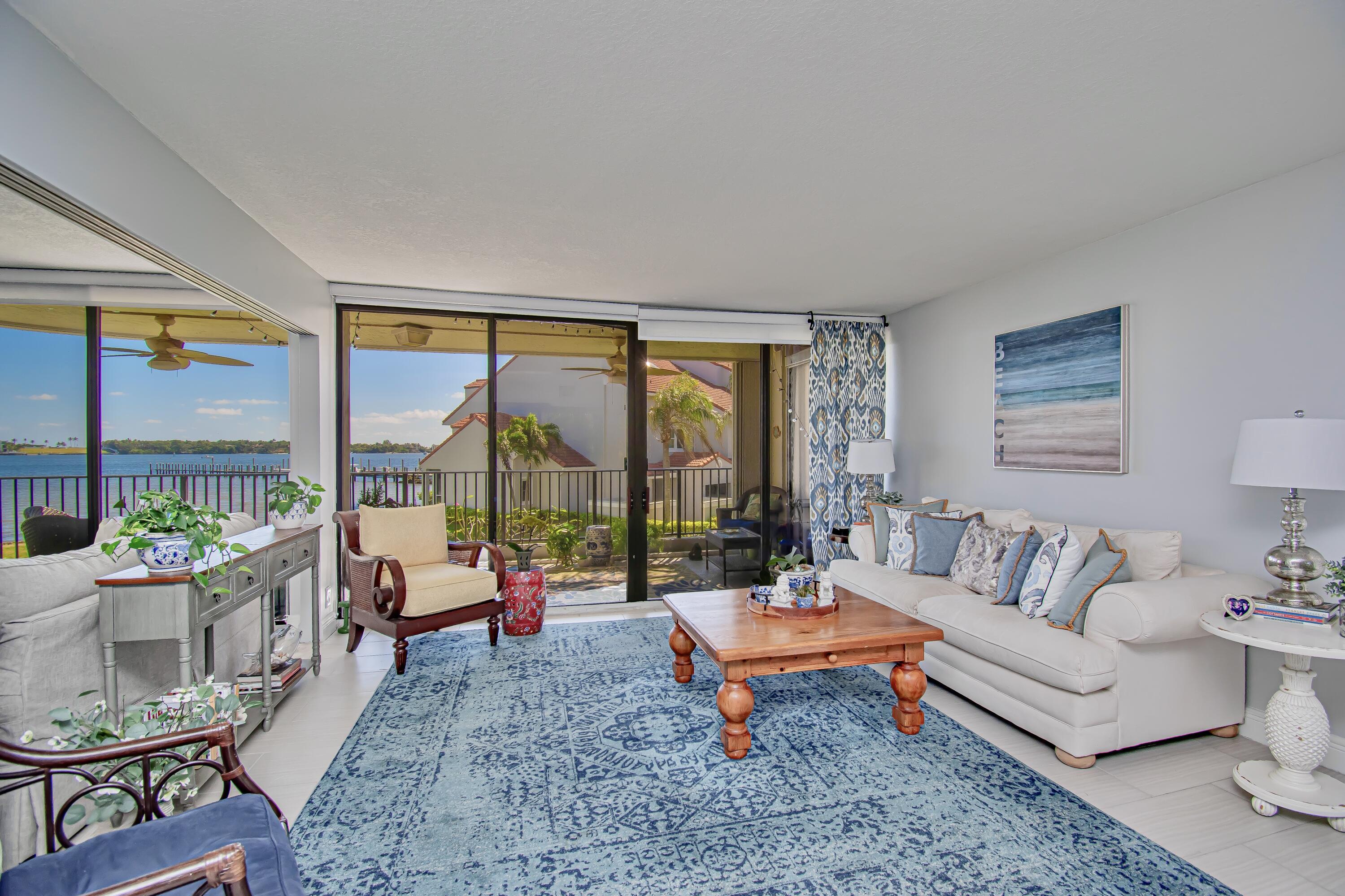 LAKESHORE COLONY I CONDO - Residential