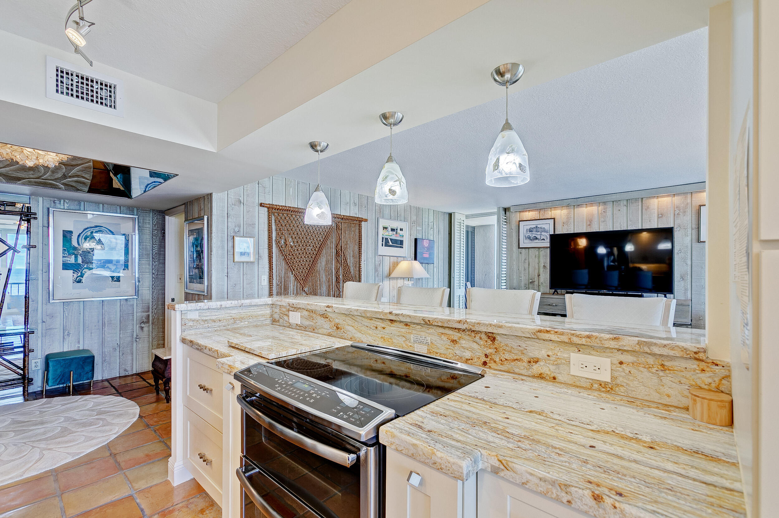 WATER GLADES CONDO - Residential Lease