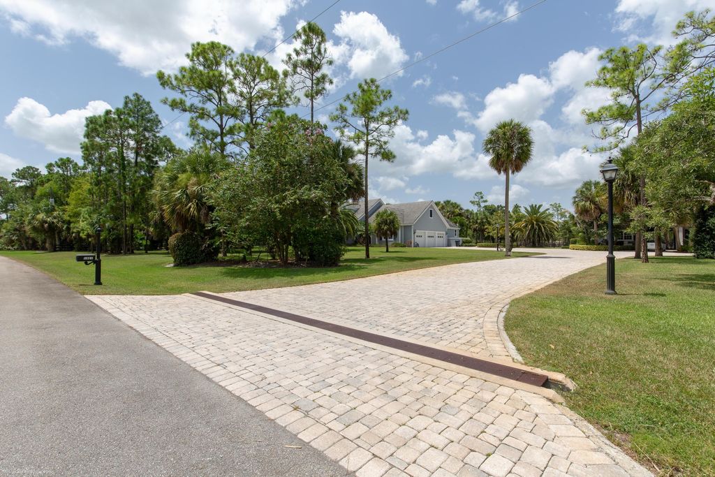 Photo of 1321 Pelham Road, Wellington, FL 33414 (MLS # B26009697)