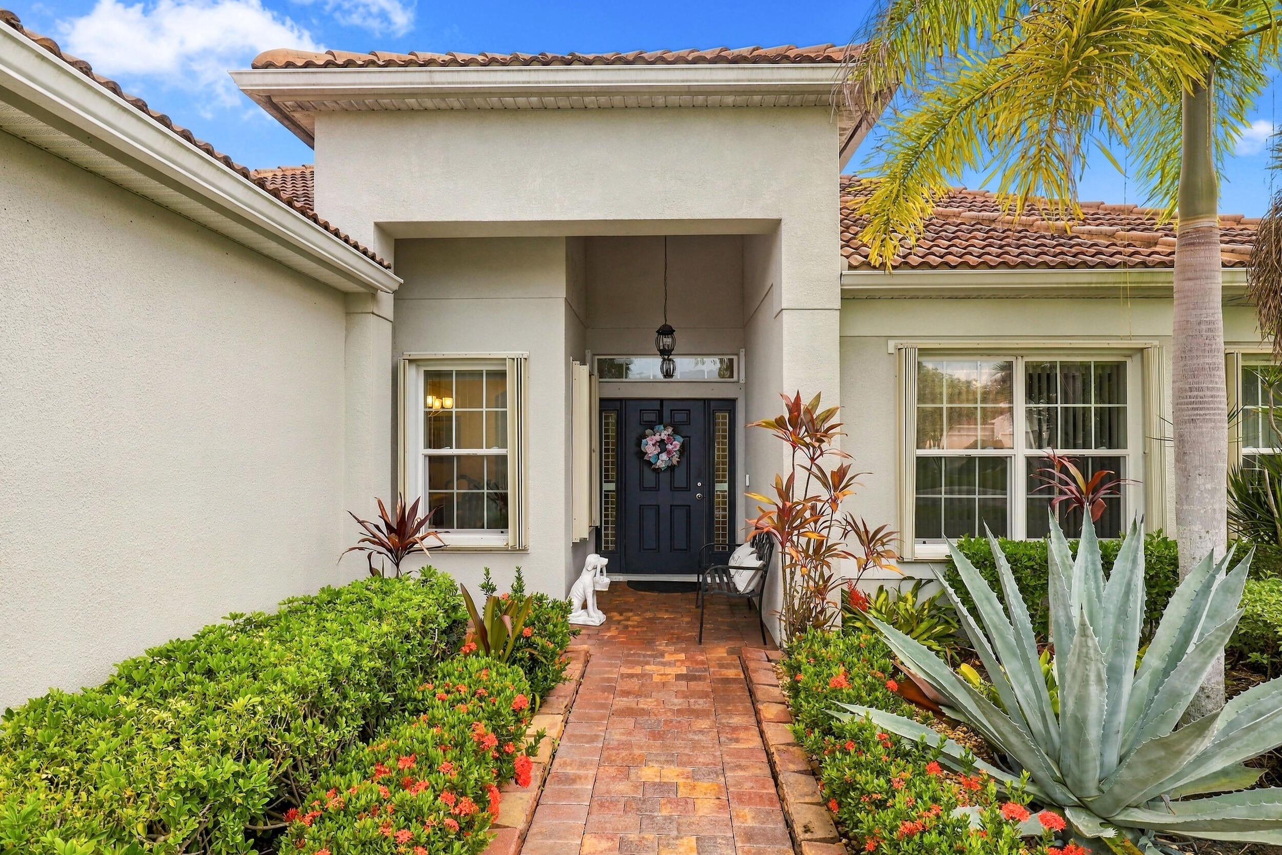11490 SW AVENTINO Drive