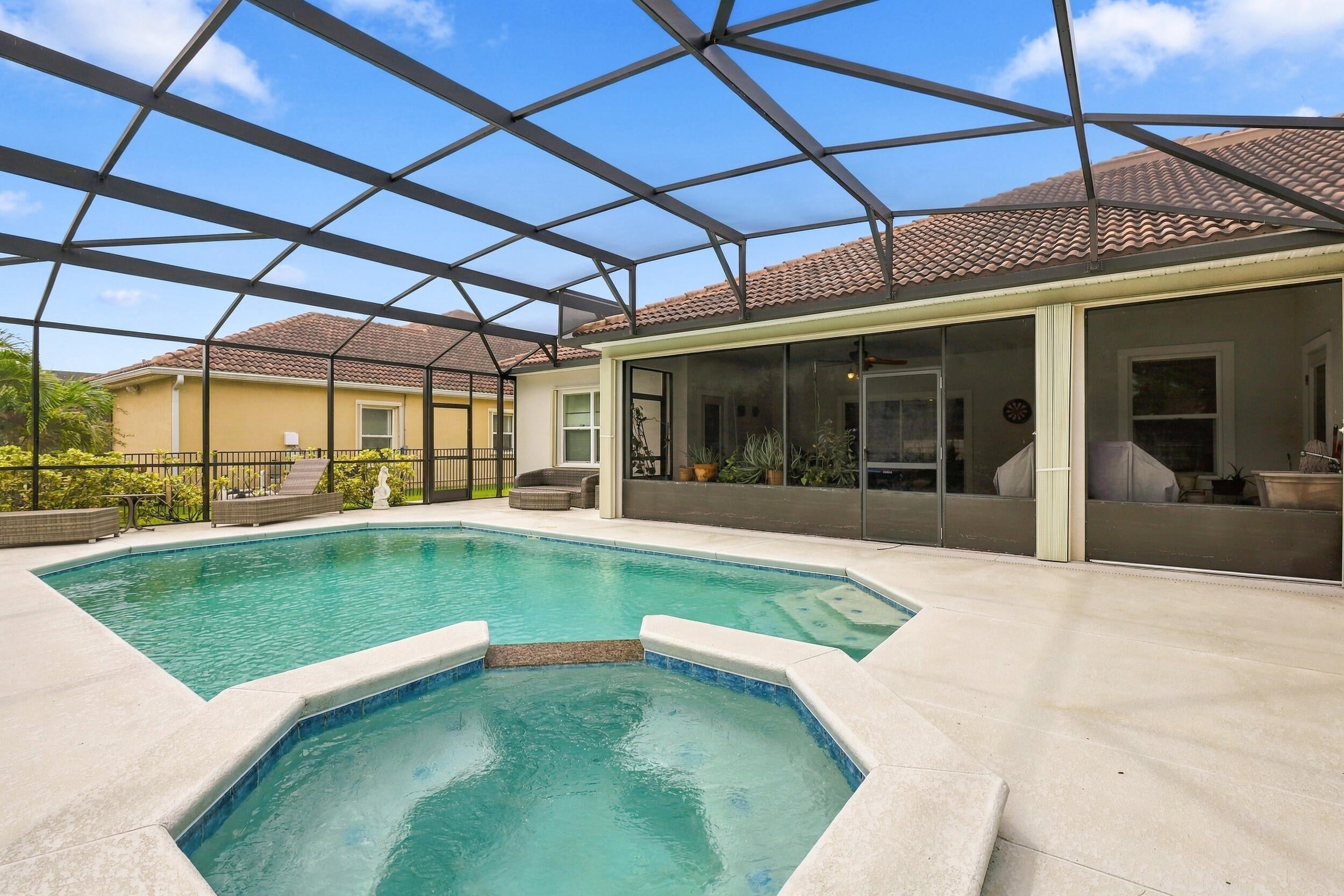 11490 SW AVENTINO Drive