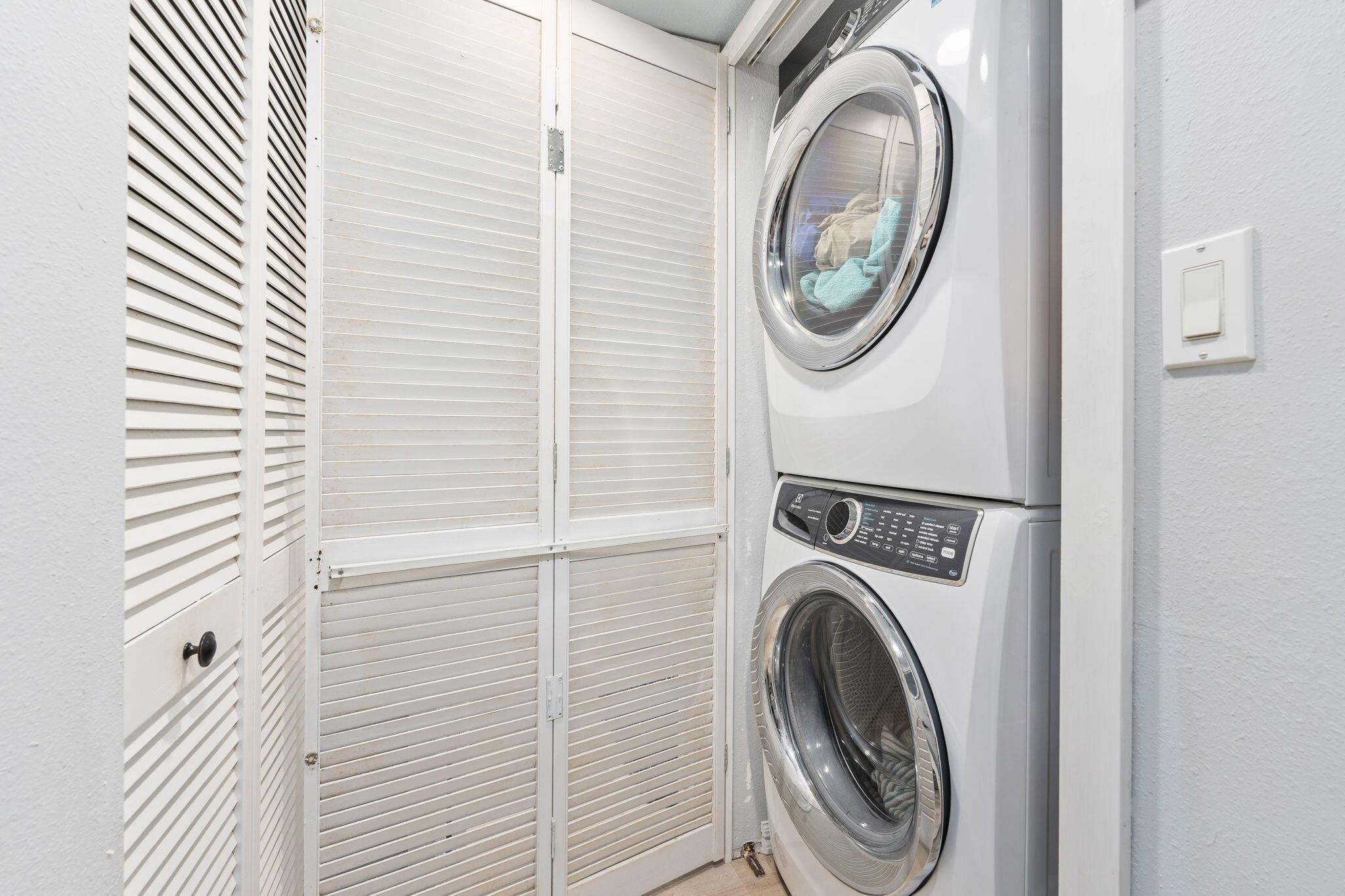 OCEAN VILLAGE - Residential