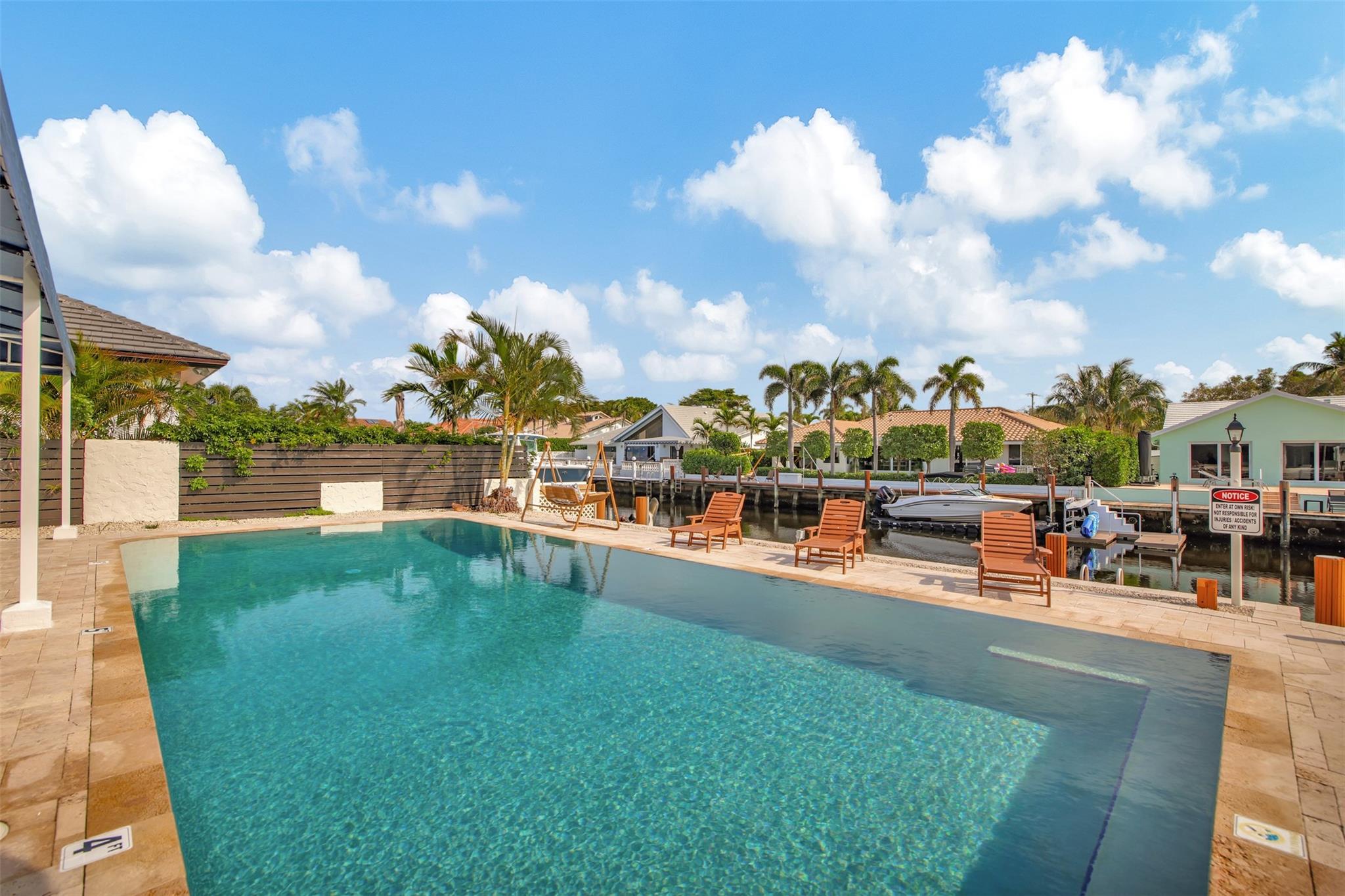 Coral Key Villas 6th Sec - Residential