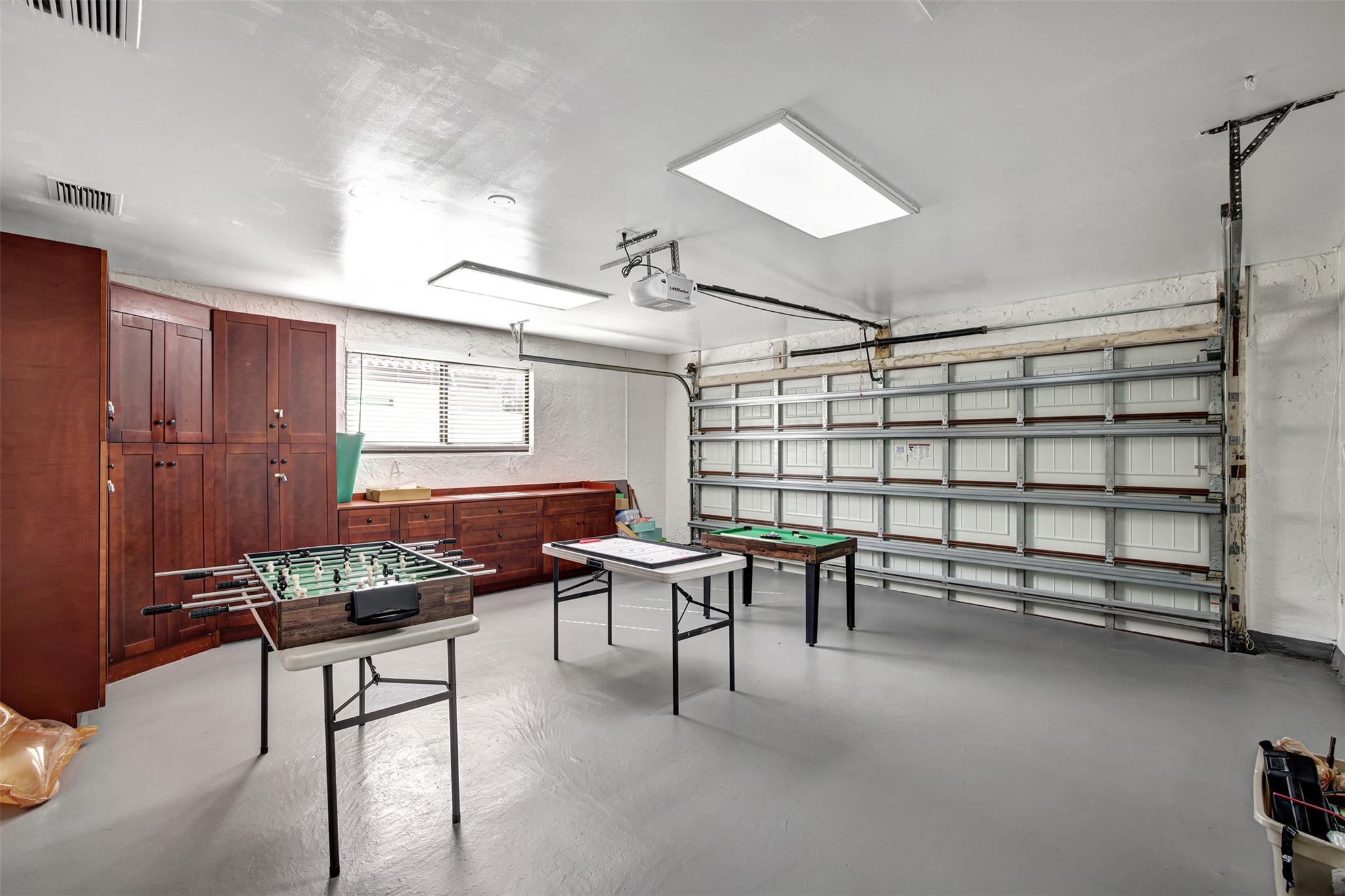 Coral Key Villas 6th Sec - Residential