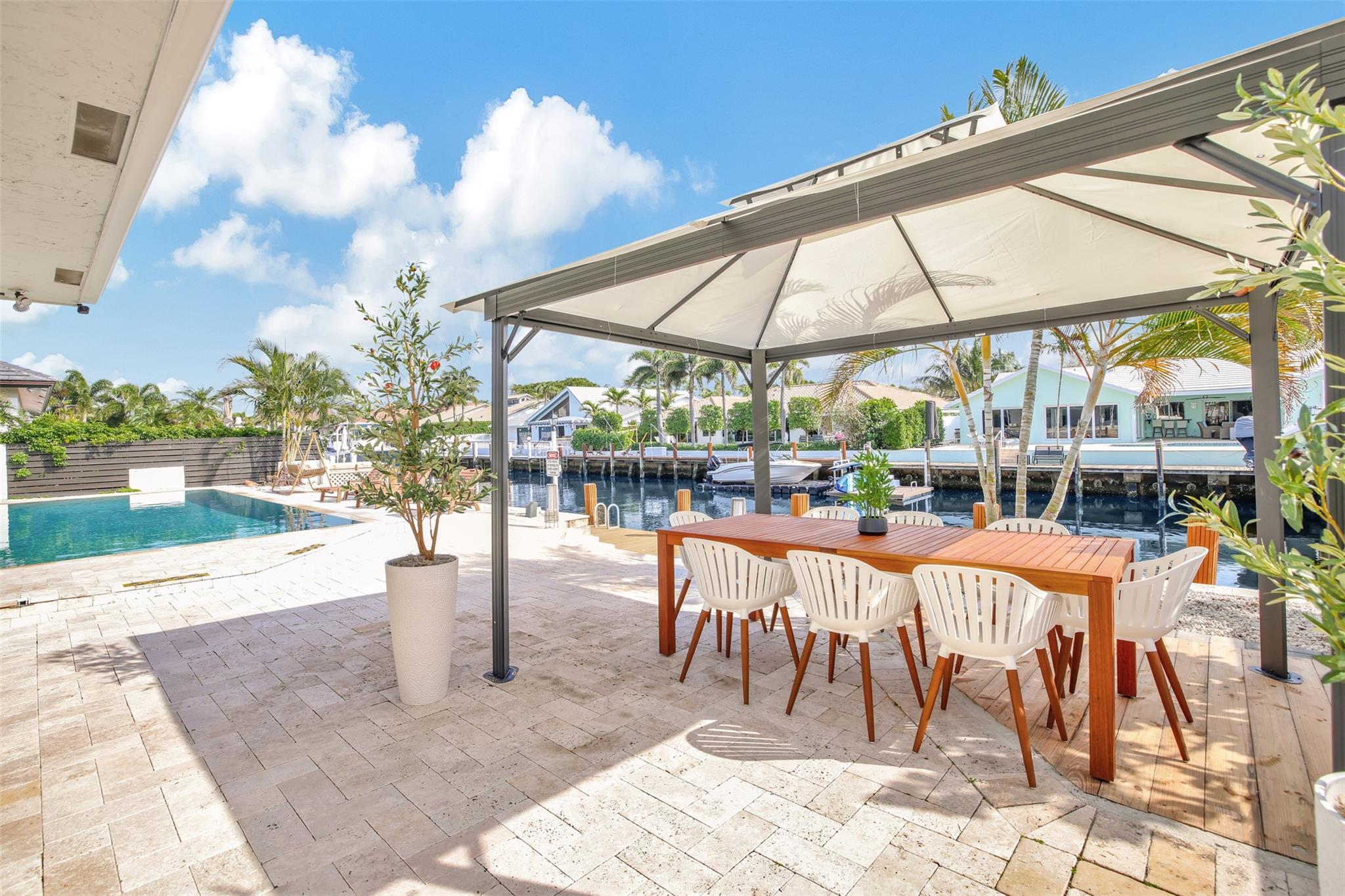 Coral Key Villas 6th Sec - Residential