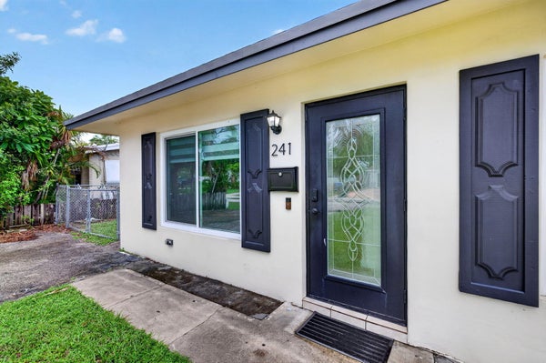 241 NW 49TH ST, FORT LAUDERDALE, FL 33309 - Image 08b31bb005bcdfa1e49a339b275a39ca/1752454605