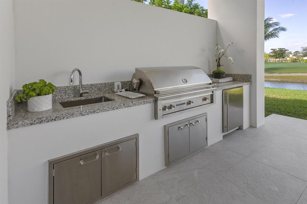 ST ANDREWS COUNTRY CLUB - Residential