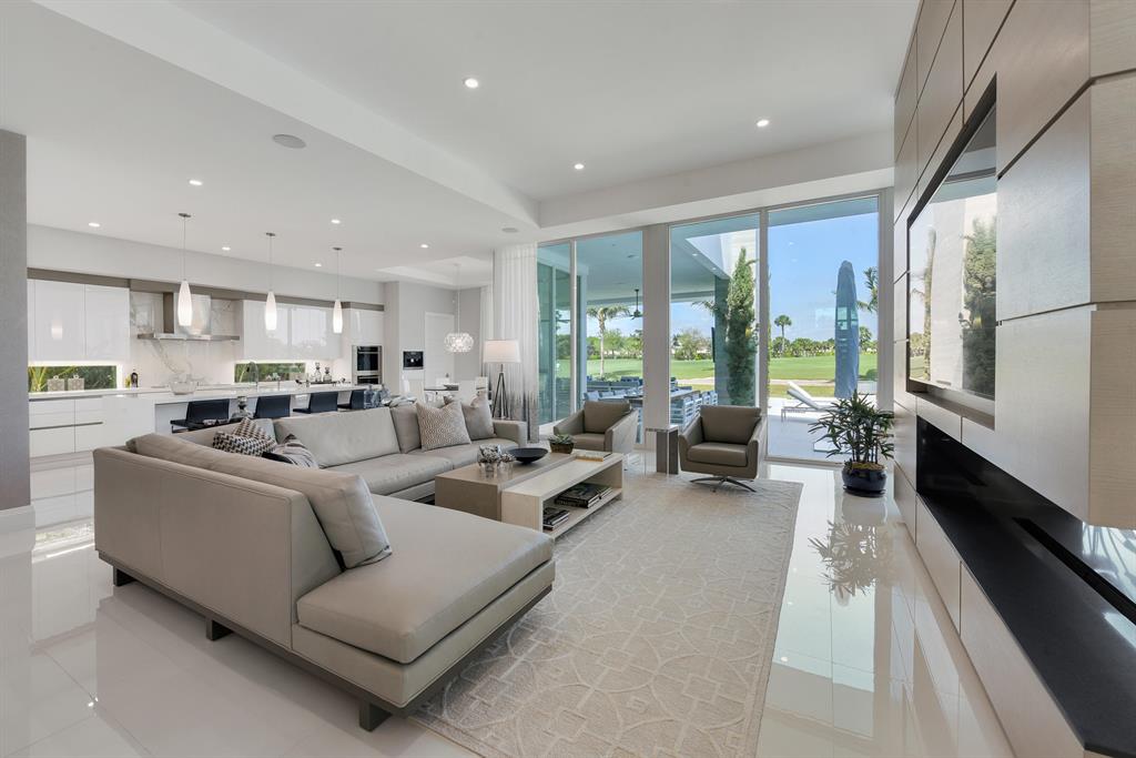 ST ANDREWS COUNTRY CLUB - Residential