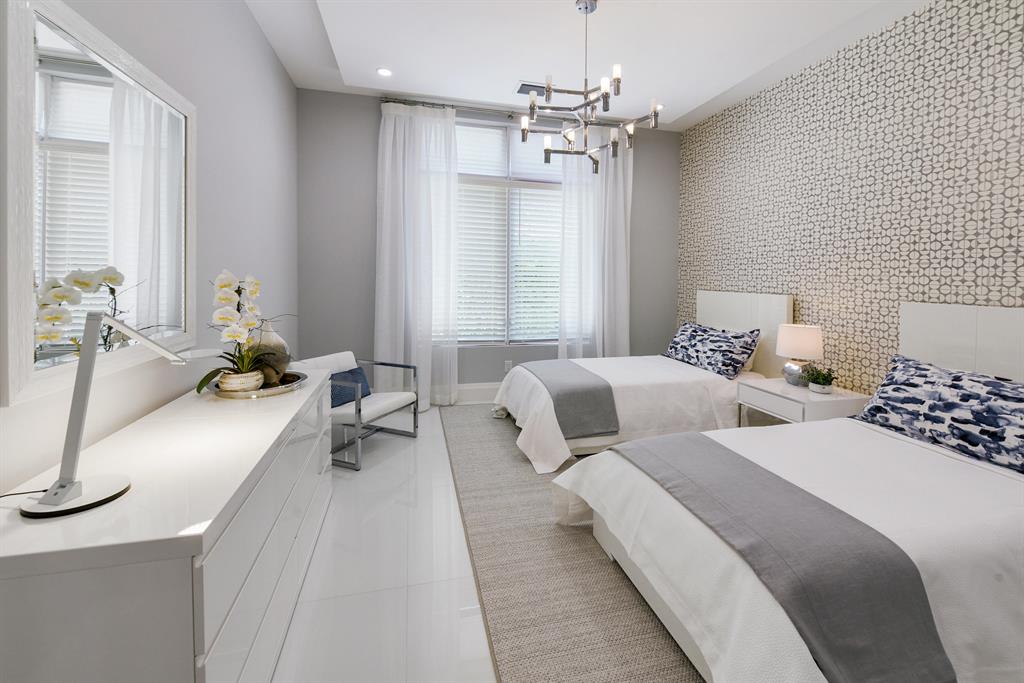 ST ANDREWS COUNTRY CLUB - Residential