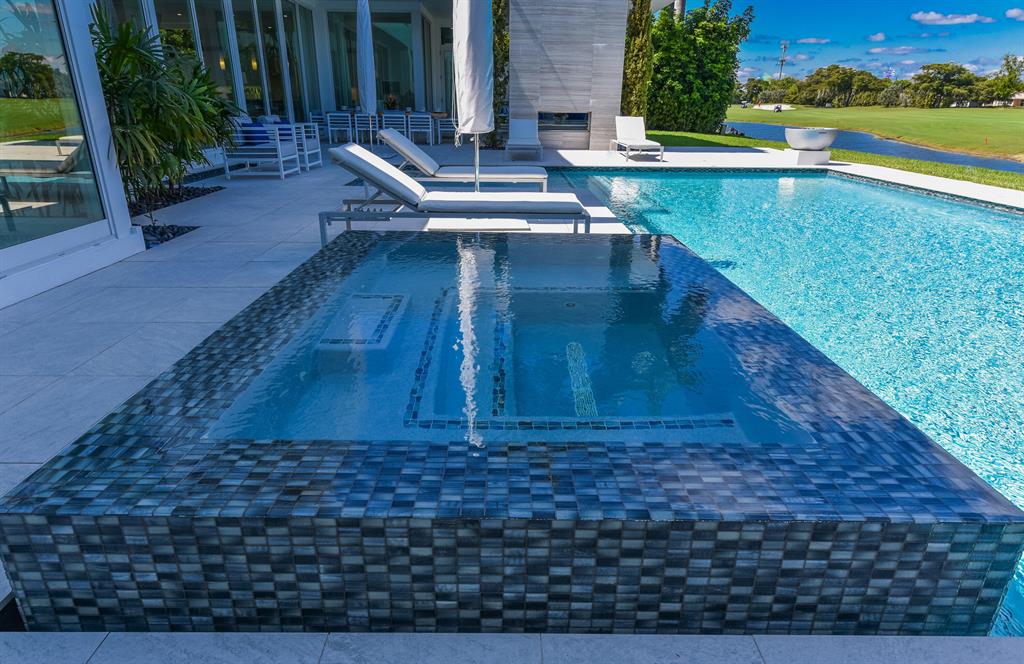 ST ANDREWS COUNTRY CLUB - Residential