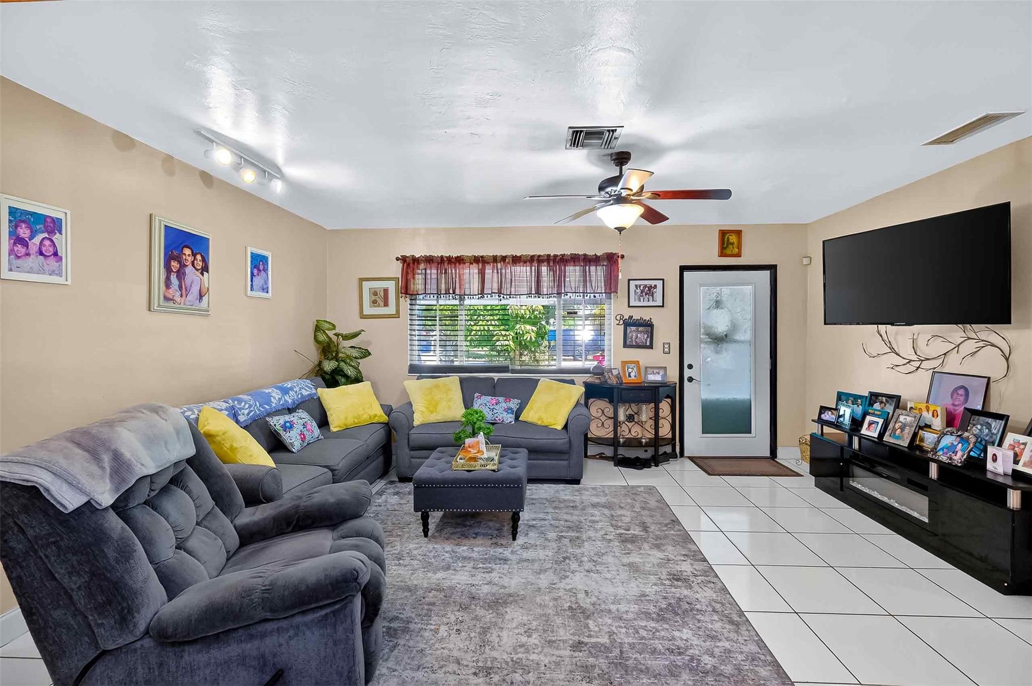 Miramar Sec 11 51-47 B - Residential