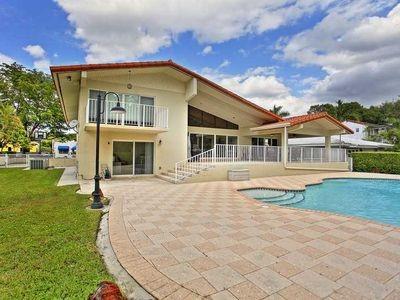 1312 Obispo Ave