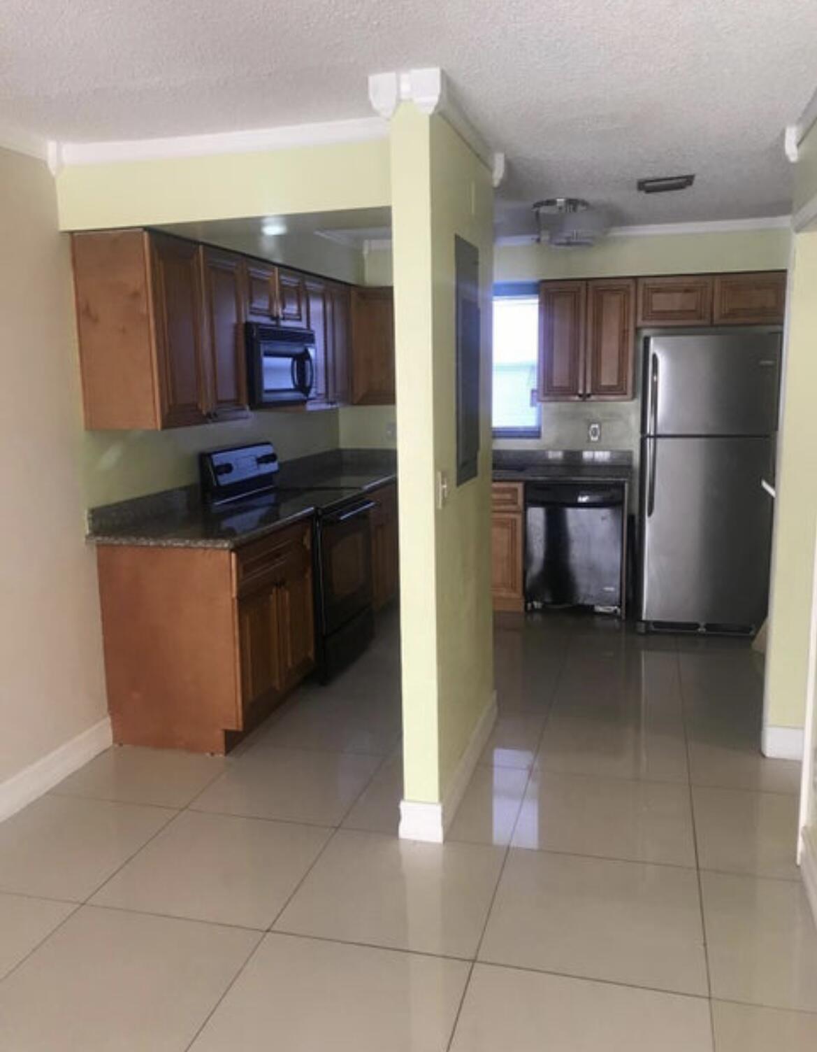 3604 Inlet Circle