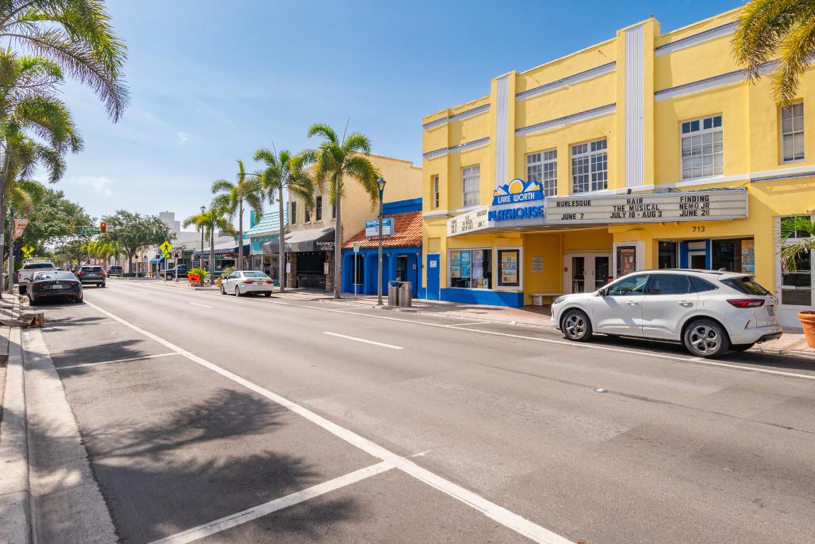 HOVIANNA APTS CONDO - Residential