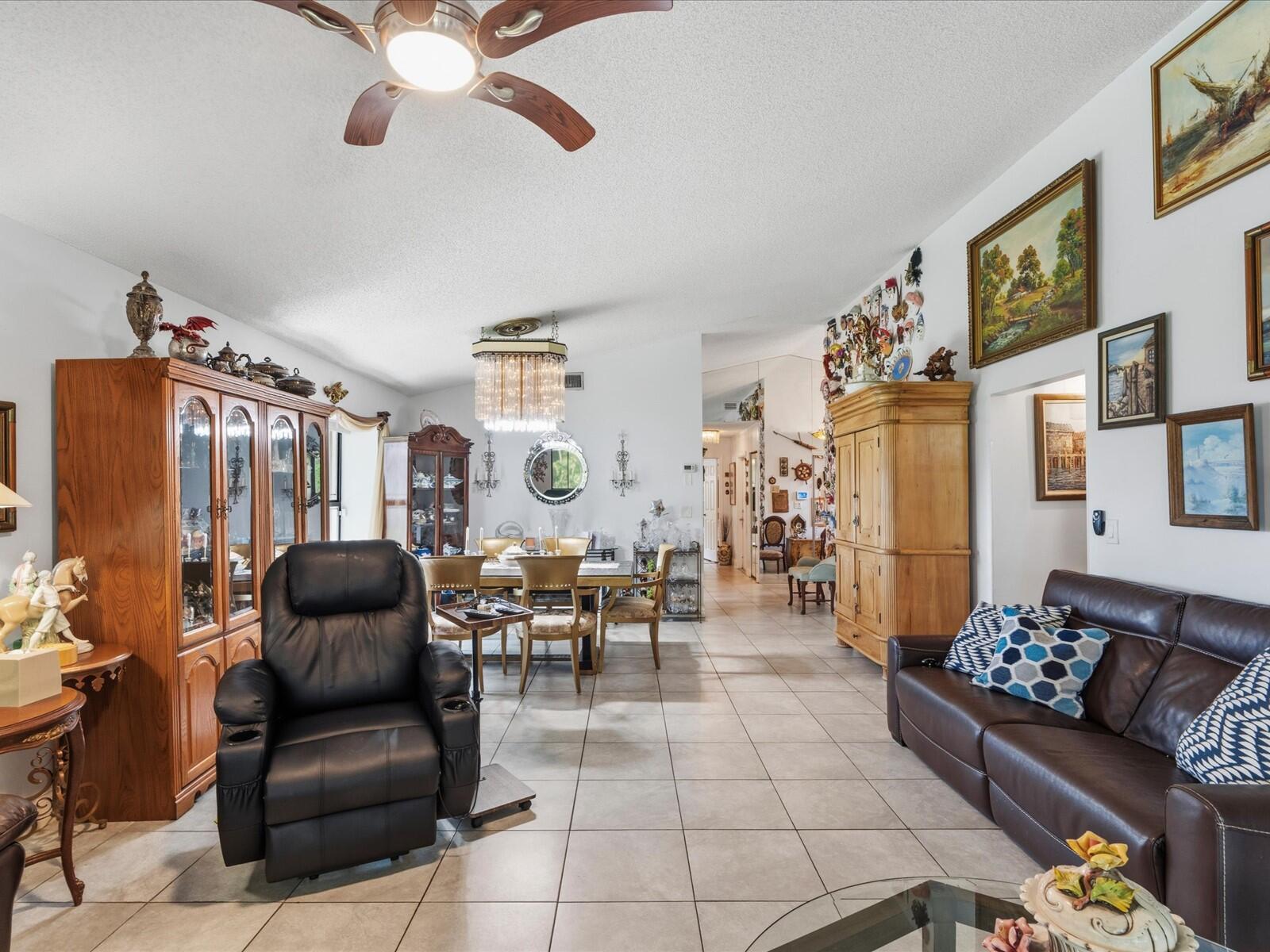 TARTAN COCONUT CREEK - Residential
