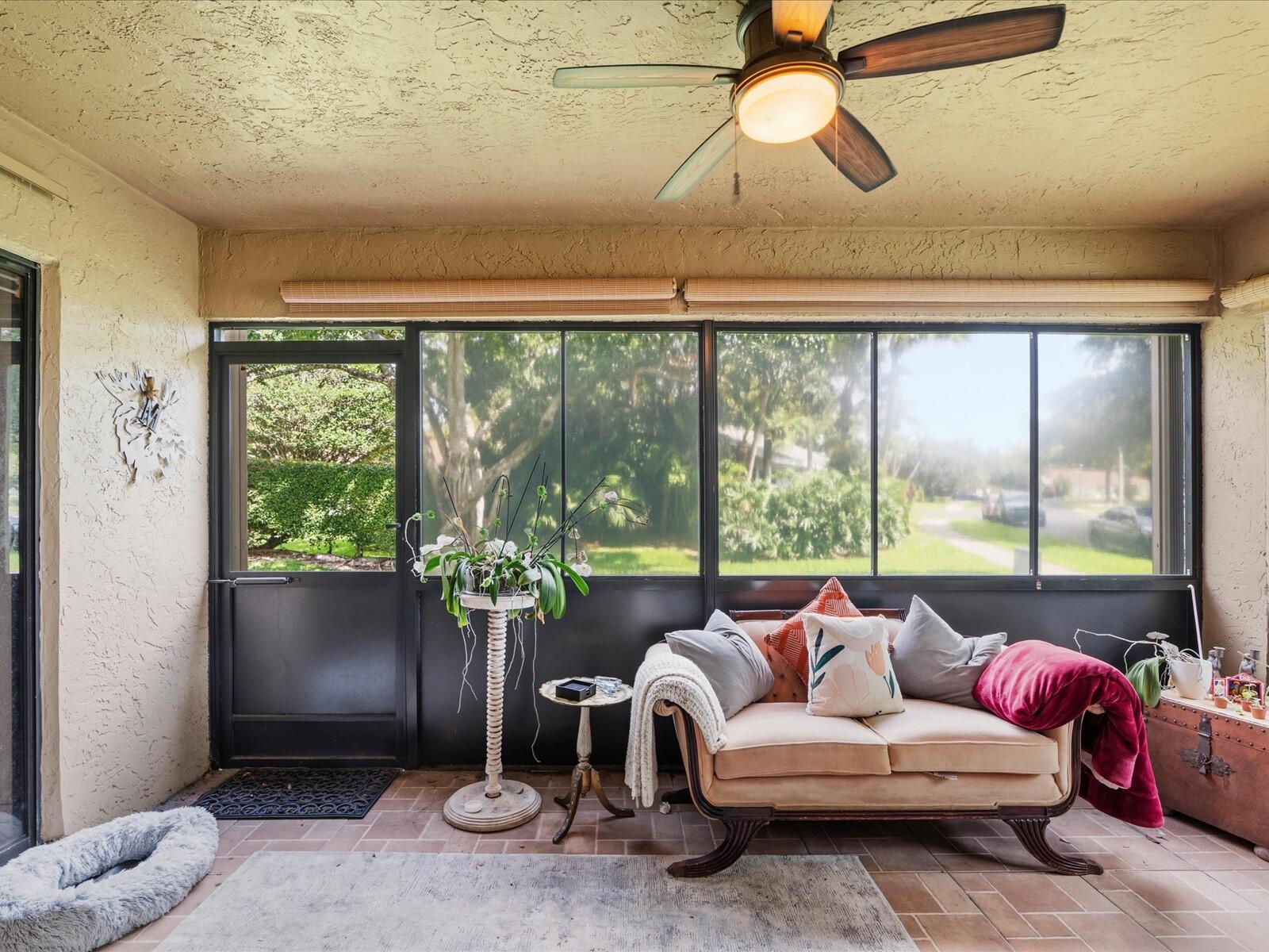 TARTAN COCONUT CREEK - Residential