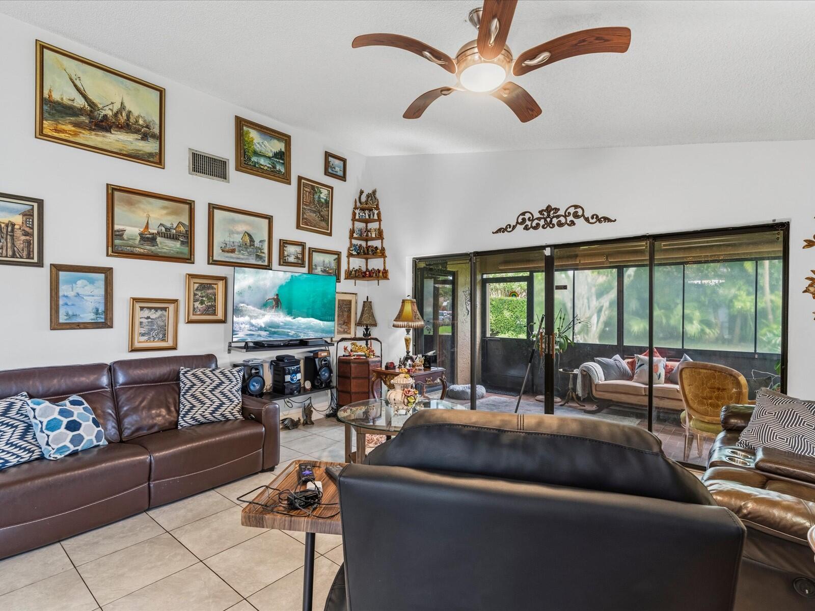 TARTAN COCONUT CREEK - Residential