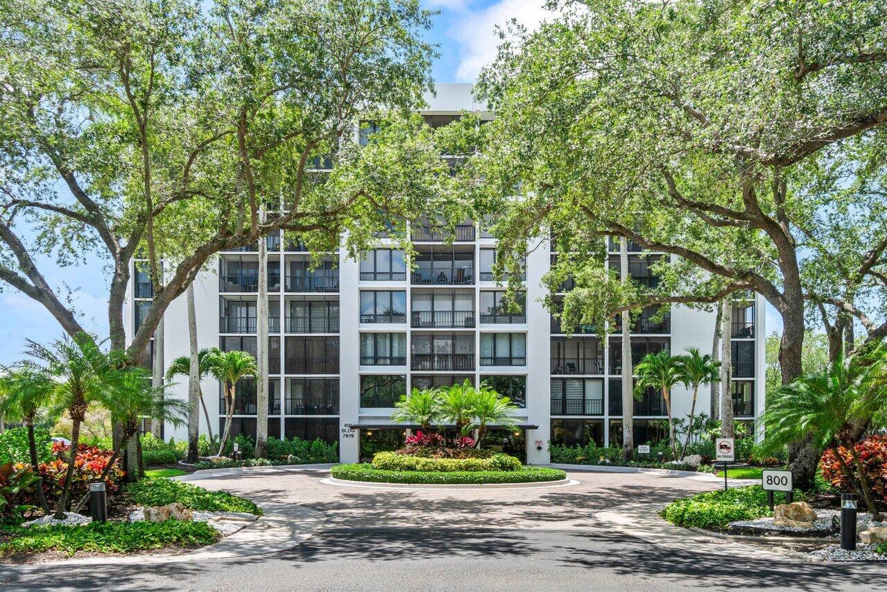 7819 Lakeside Boulevard 0814