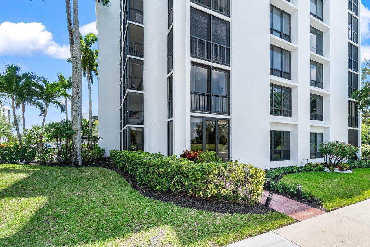 7819 Lakeside Boulevard 0814