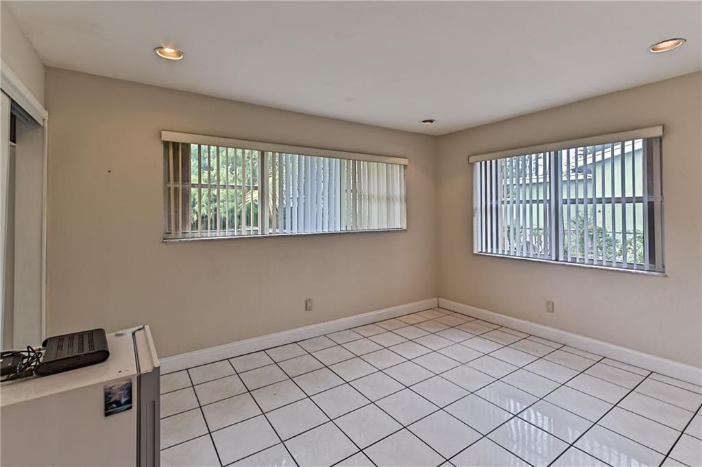 Lloyd Estates Add Corr - Residential