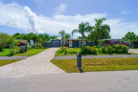 A home in Lake Worth