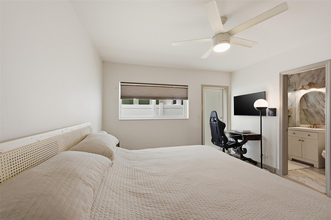 Las Olas Park Corr 6-12 B - Residential