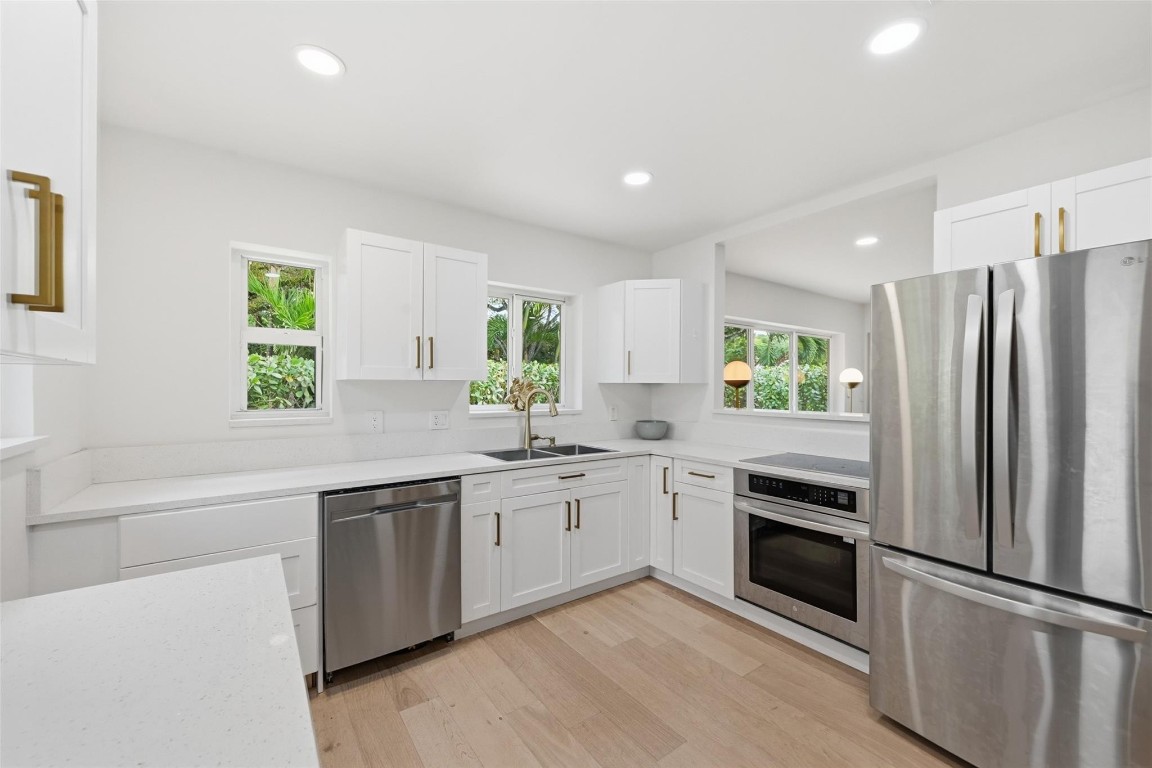 Las Olas Park Corr 6-12 B - Residential