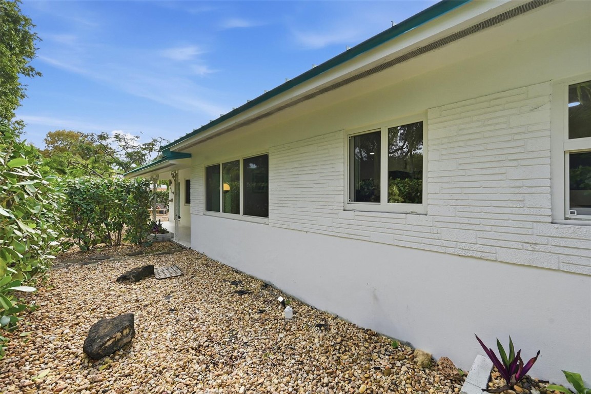 Las Olas Park Corr 6-12 B - Residential