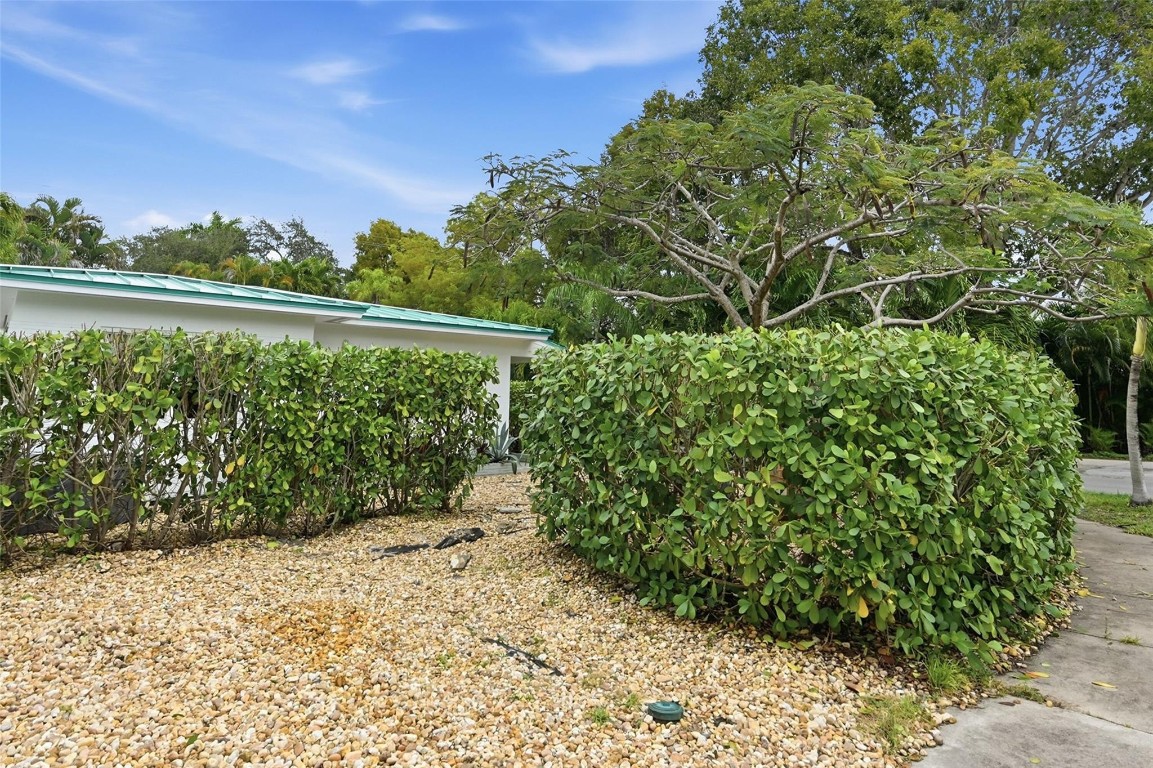 Las Olas Park Corr 6-12 B - Residential