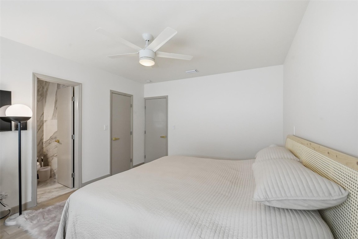 Las Olas Park Corr 6-12 B - Residential