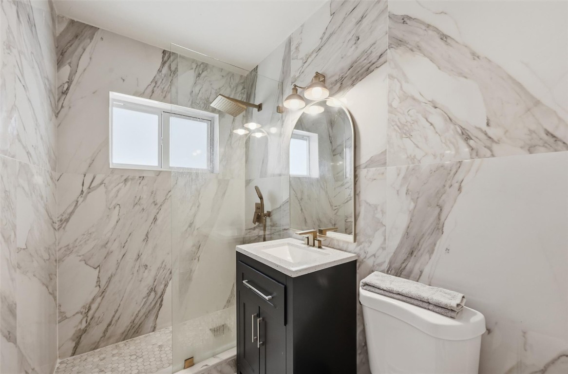 Las Olas Park Corr 6-12 B - Residential