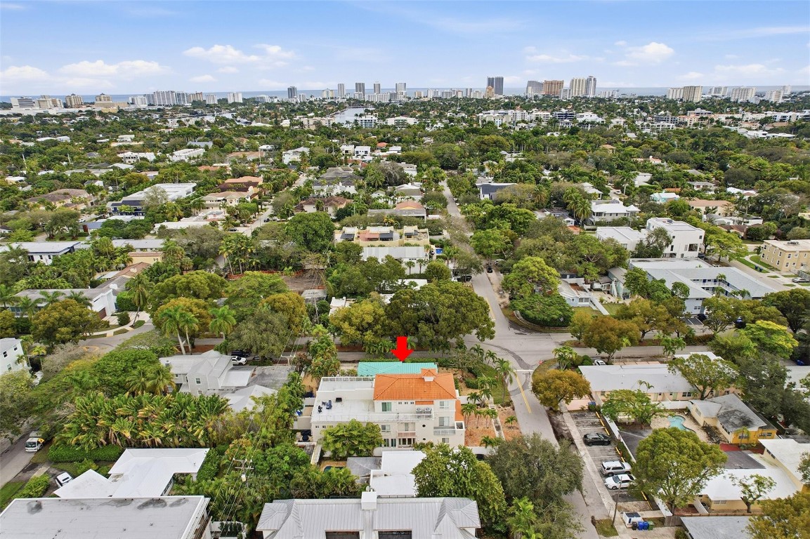 Las Olas Park Corr 6-12 B - Residential