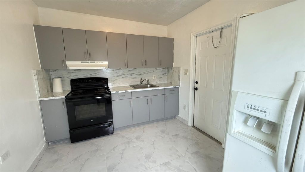 Photo of 832 NW 10th Street #1, Hallandale Beach, FL 33009 (MLS # F10556885)
